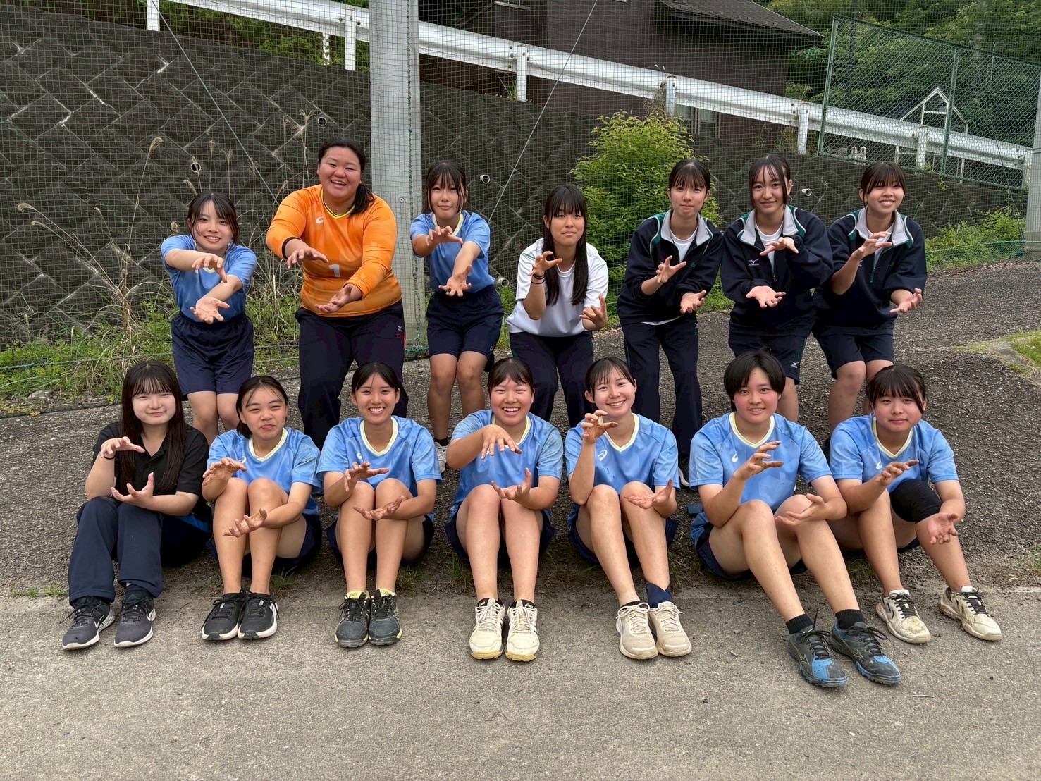女子引退