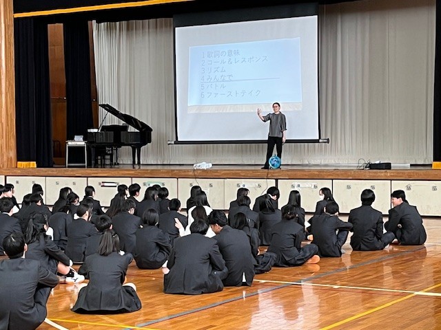 校歌練習
