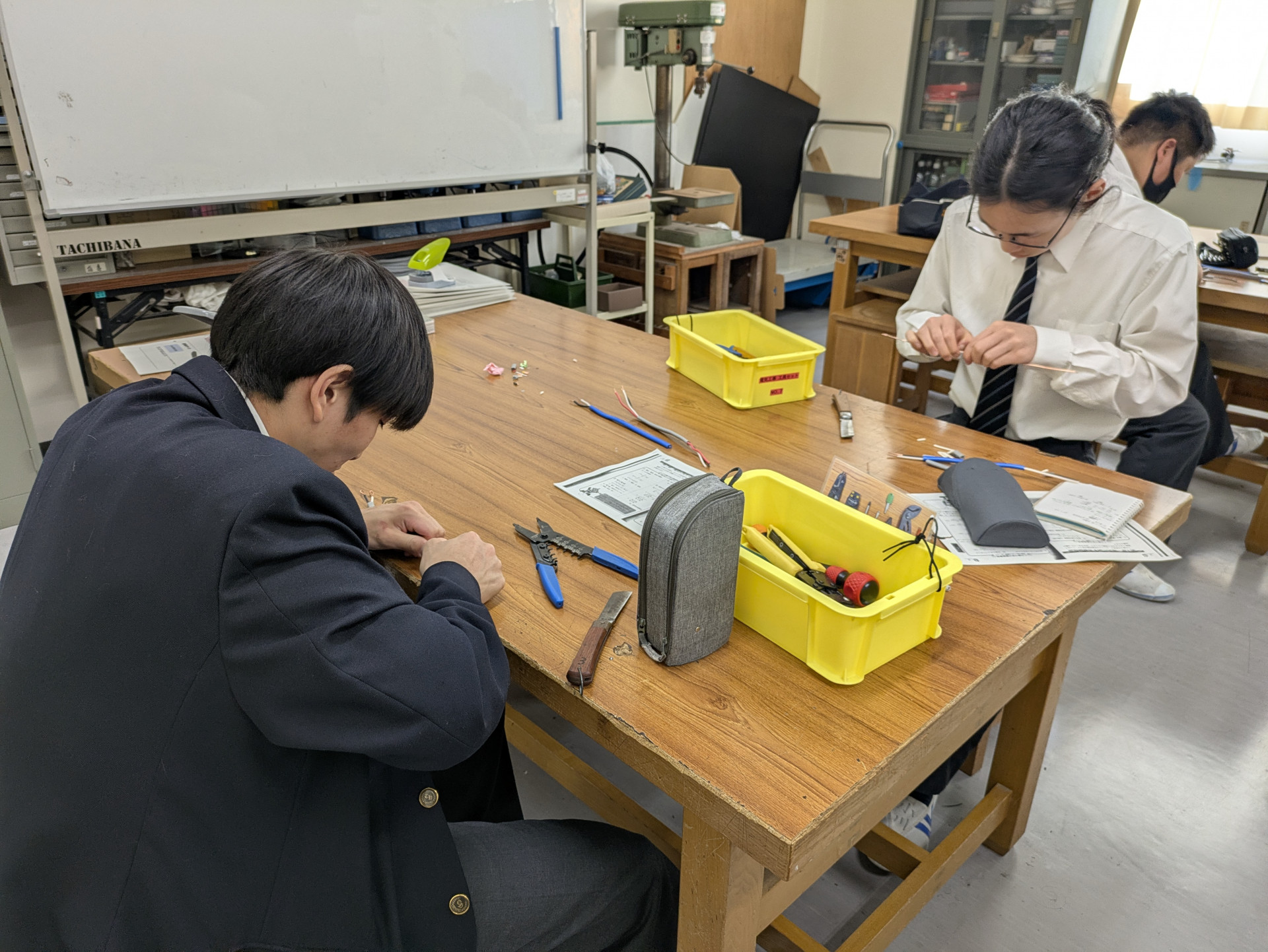 PXL_20260415_022329391