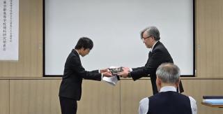写真３　表彰式