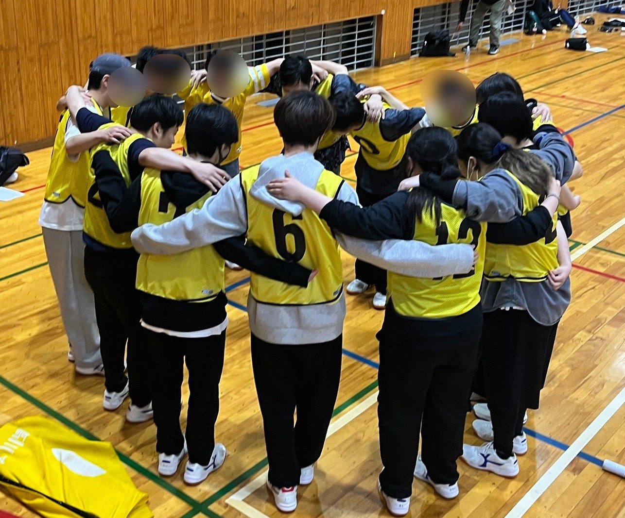 4年円陣2