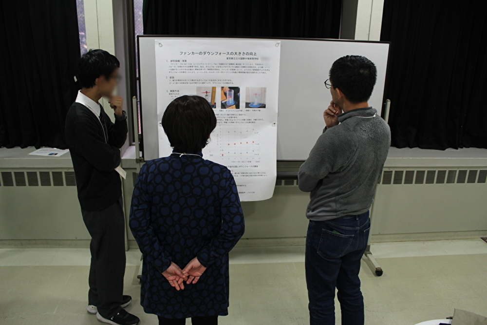 DEyx75acvg4emIF1765946045_1765946087