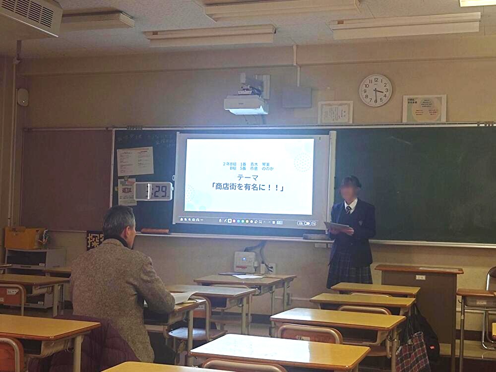 SmYGcxiMMv1FWaV1769744666_1769744704