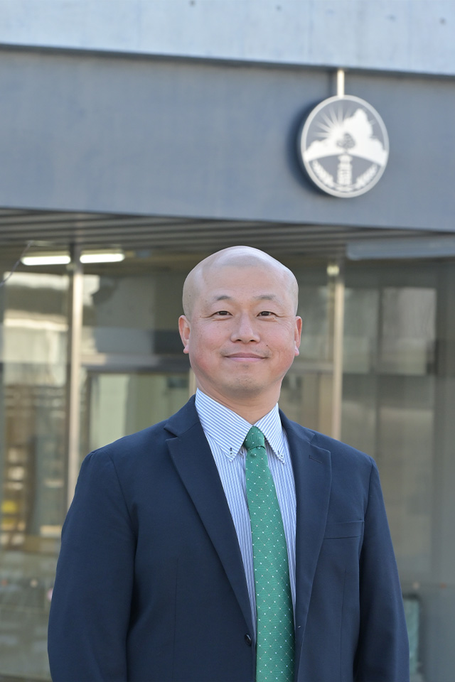 東京都立立川緑高等学校 校長 佐々木一憲 写真