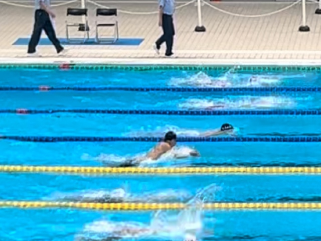 100Br