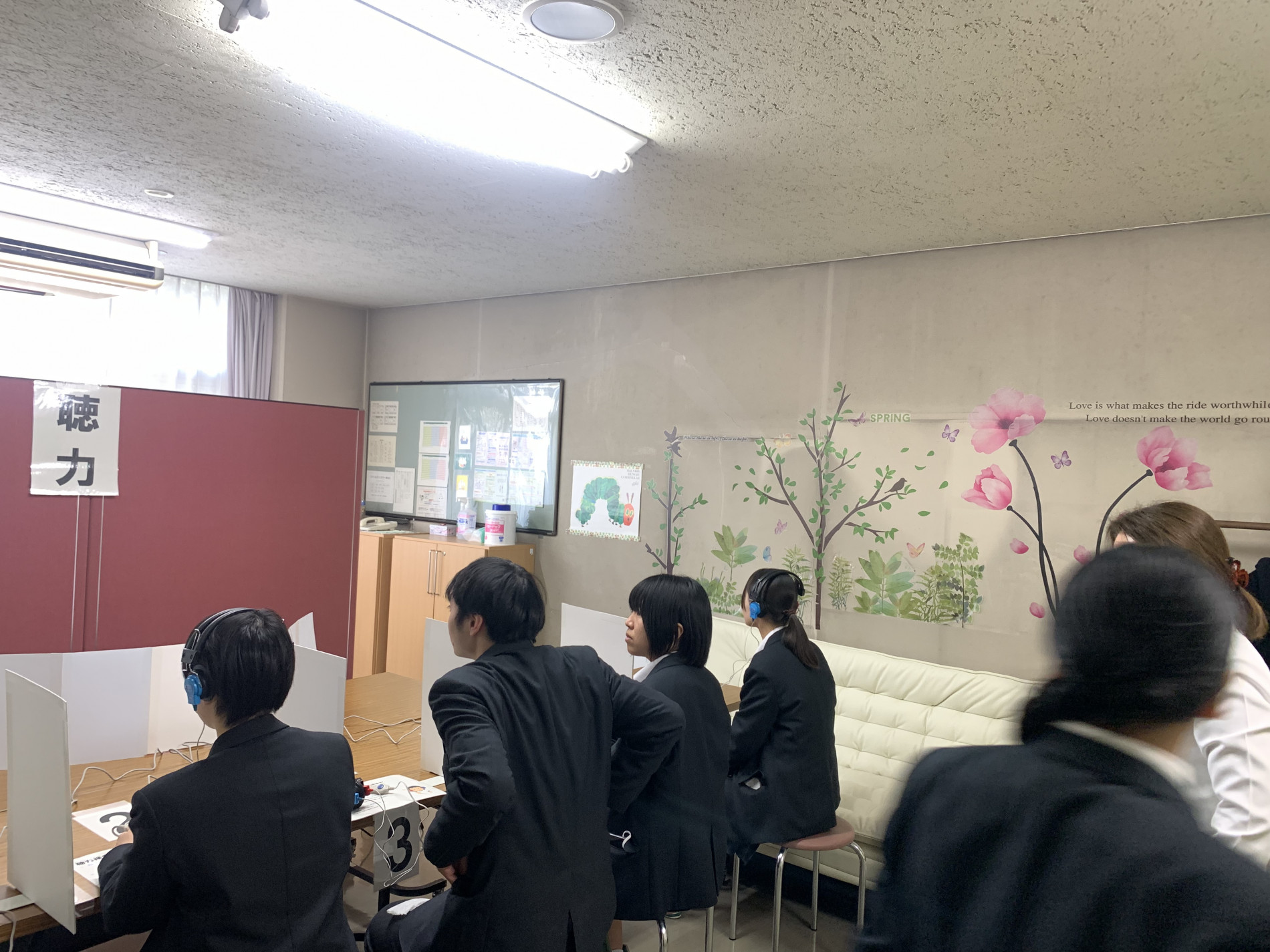 E87702DD-93B7-4192-9B4D-813BC24D380E