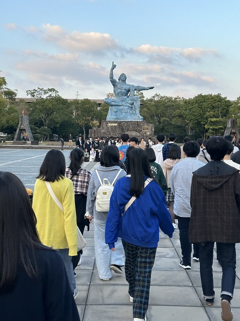 平和祈念像