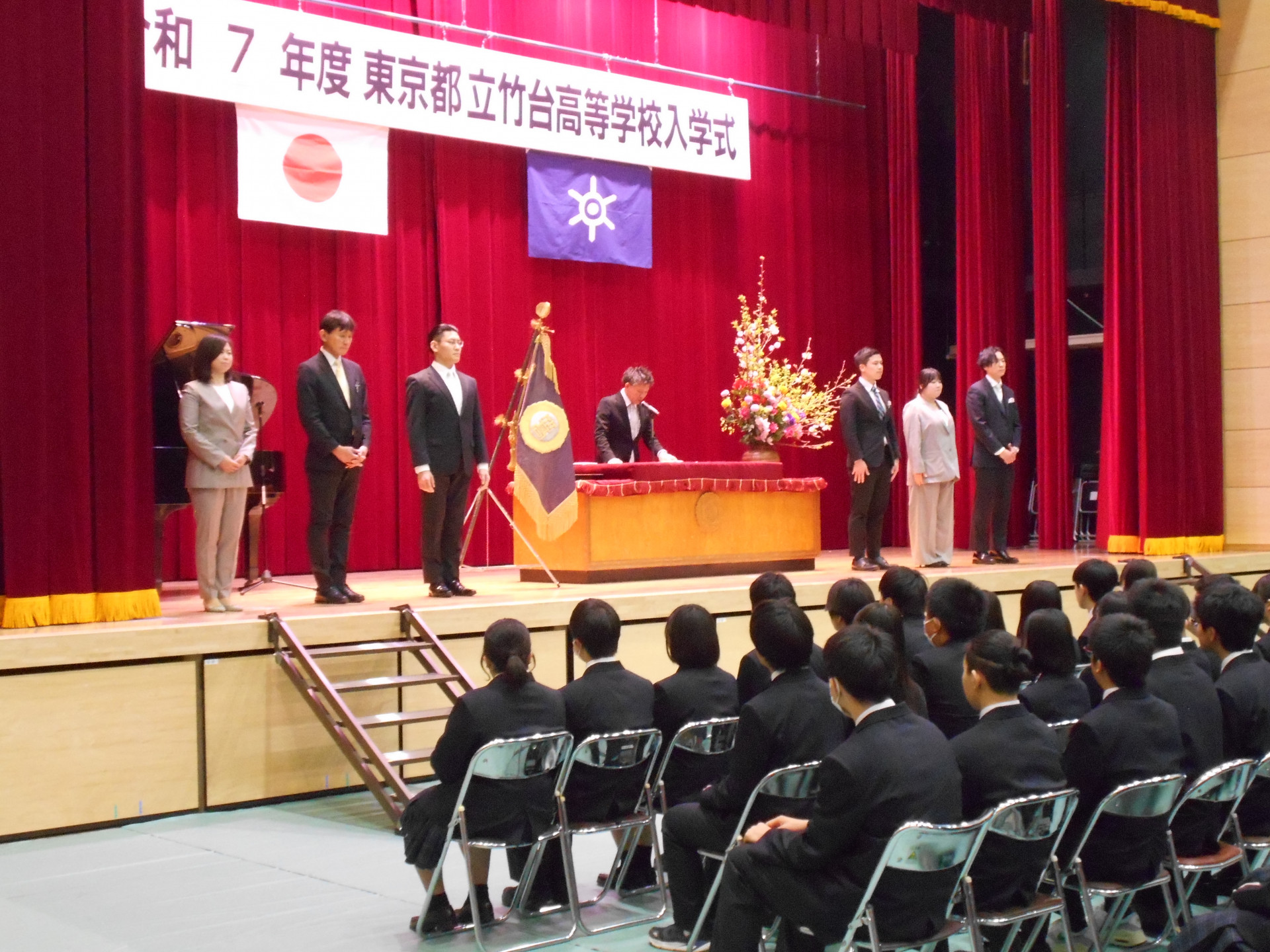 学年団紹介.JPG