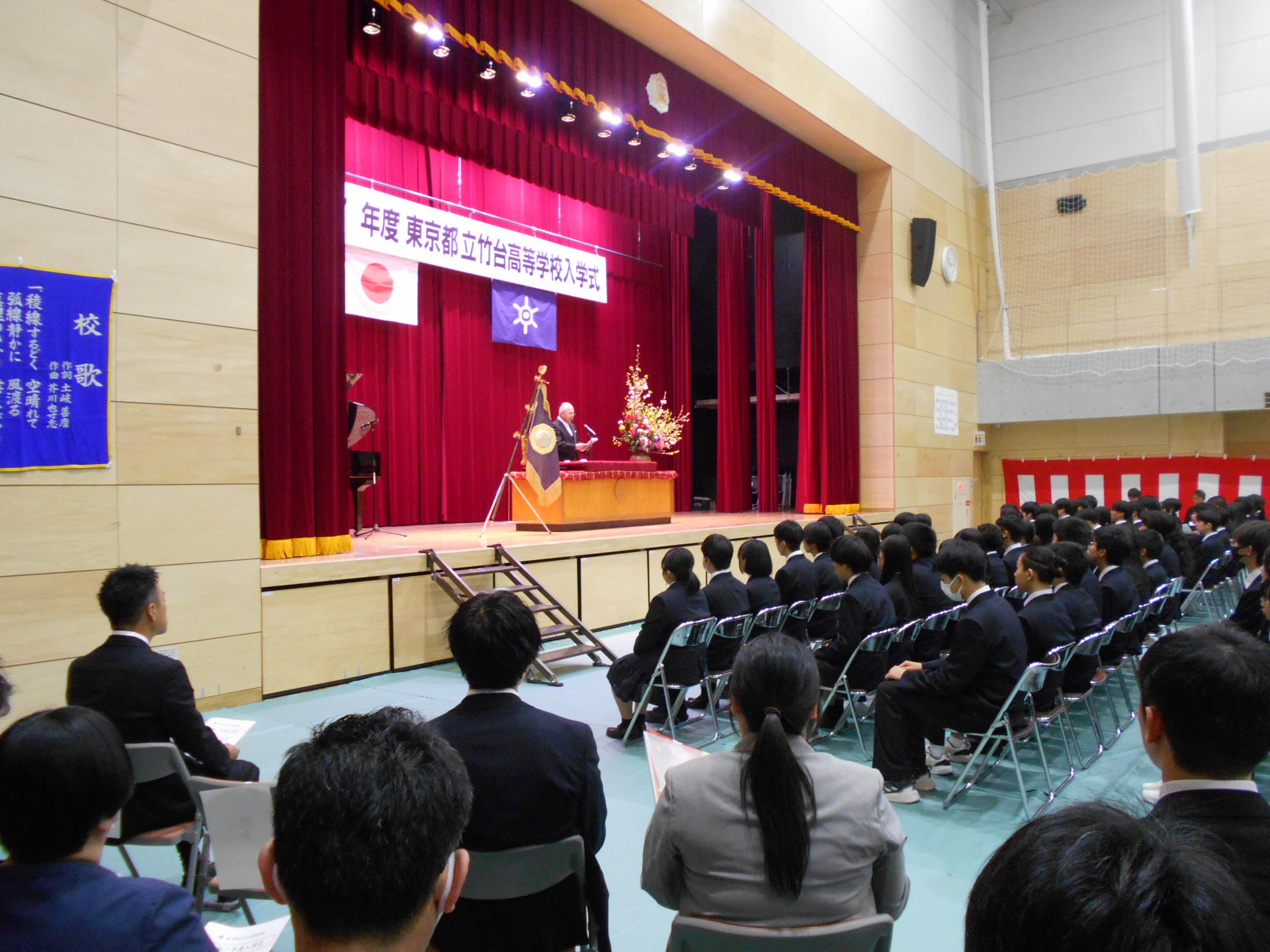 学校長式辞.JPG