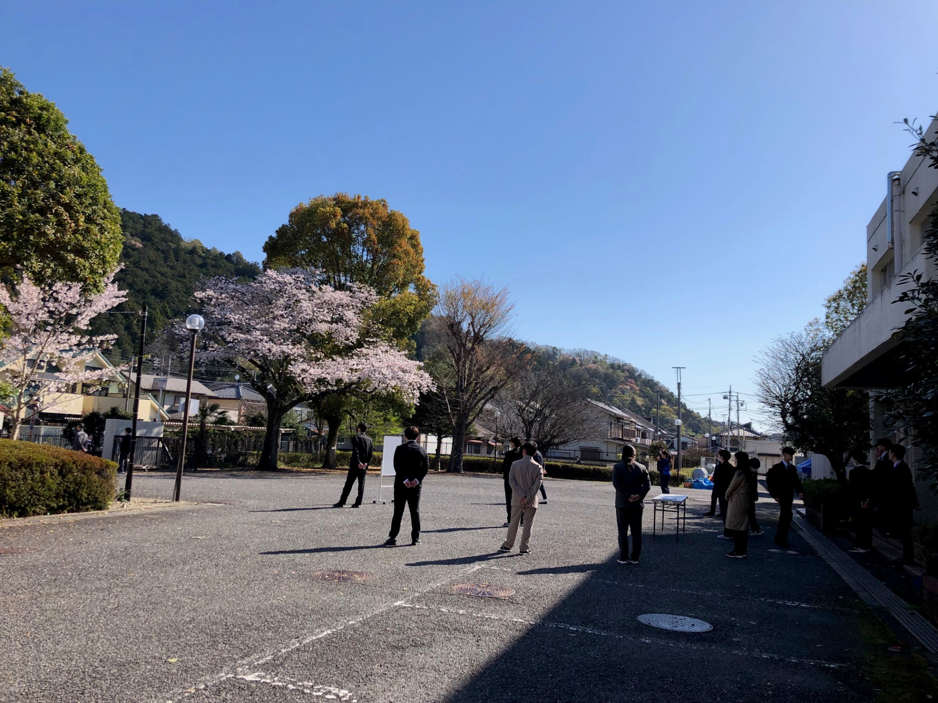 朝の校門指導