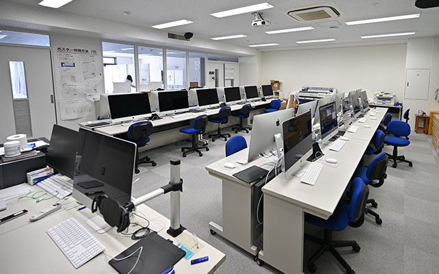 IT実習室の画像