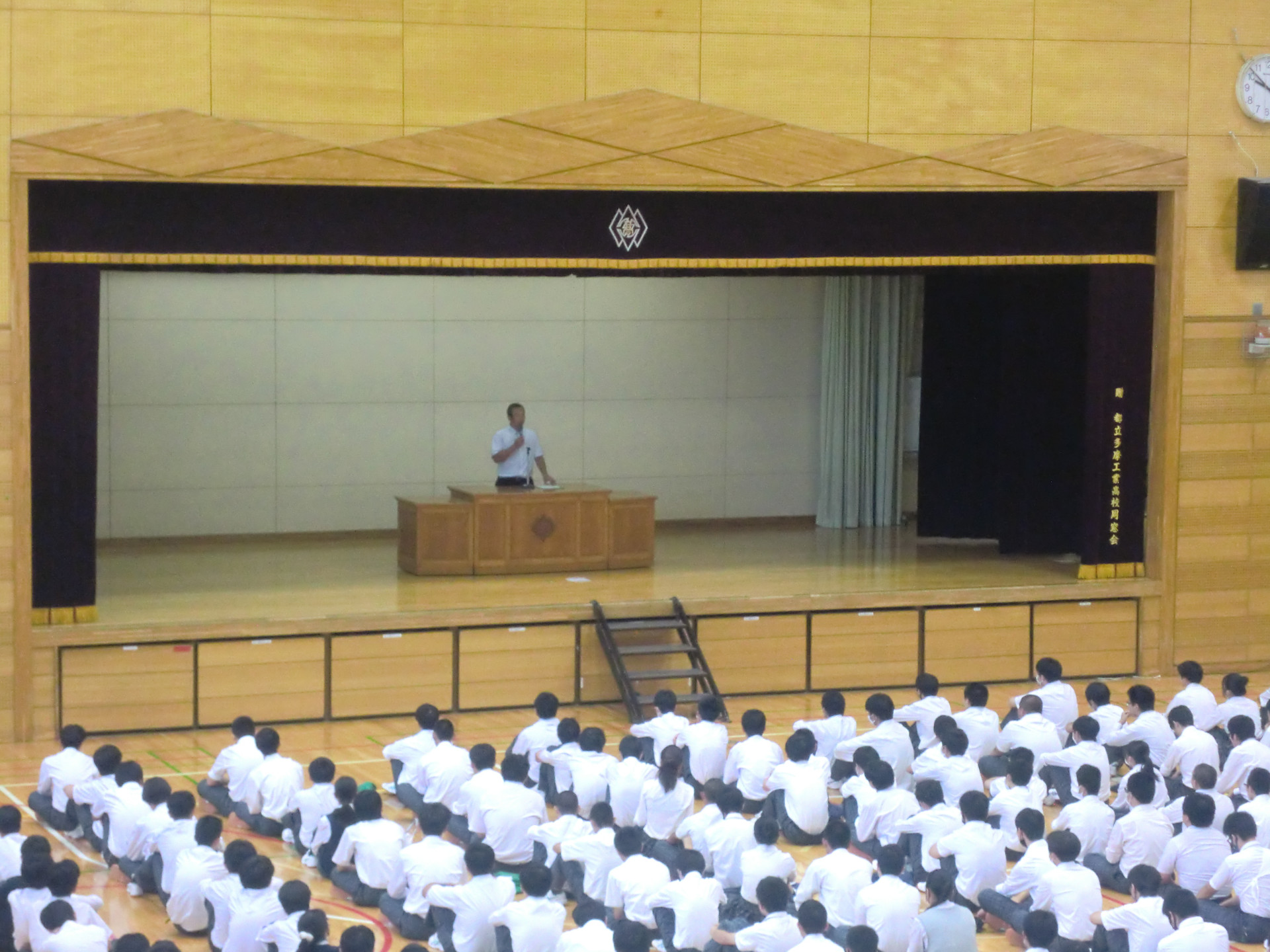 1学期終業式3.JPG