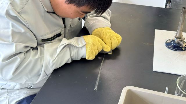 工業技術基礎（環化_ガラス細工3）