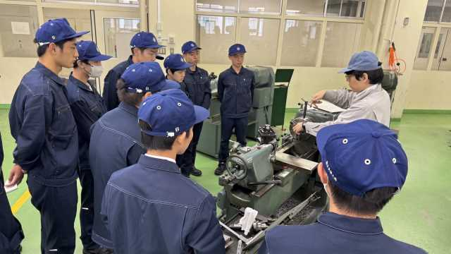 機械科_工業技術基礎_旋盤2(HP)