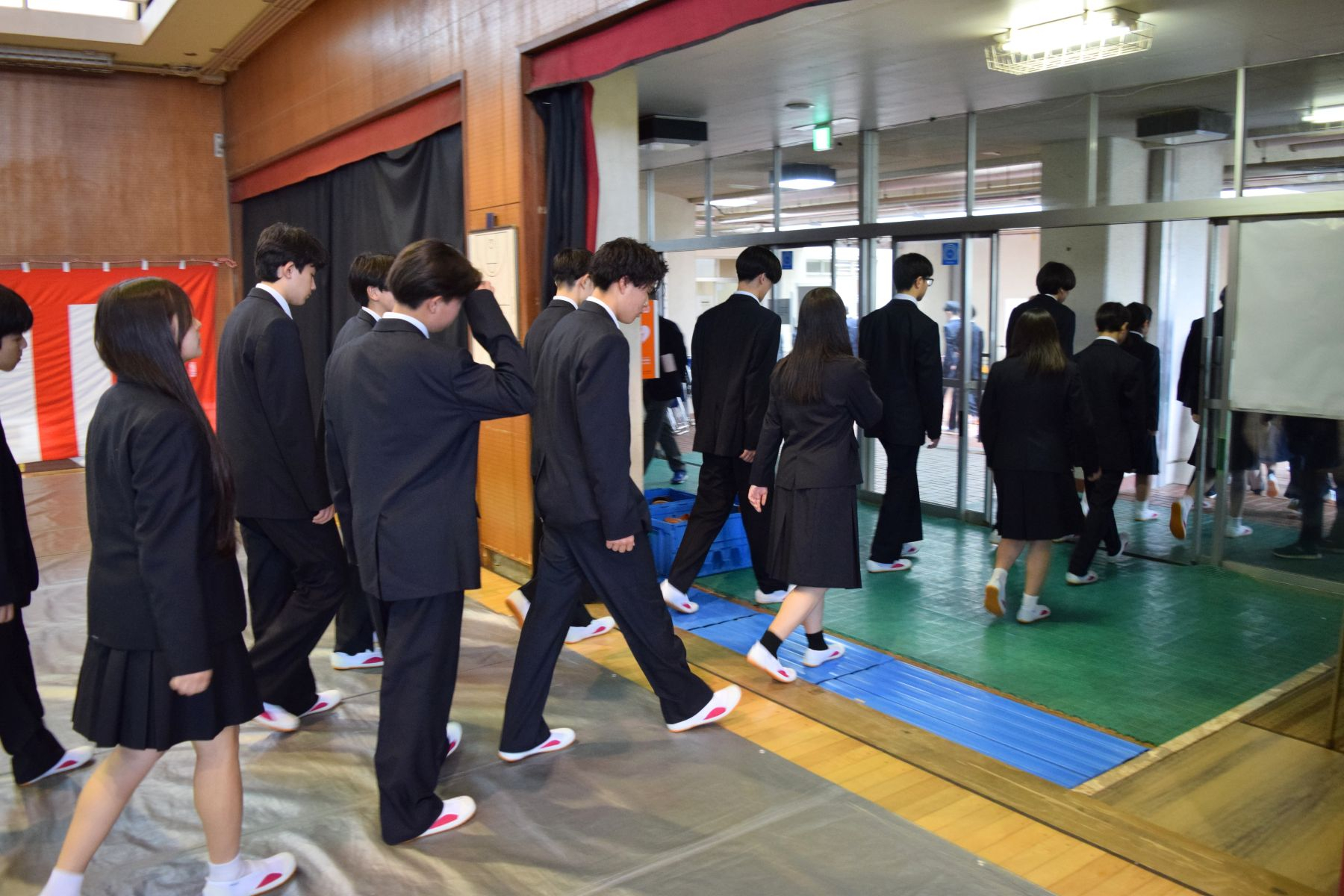 77e35741-7536-43f9-81d3-d17c12f33a6a