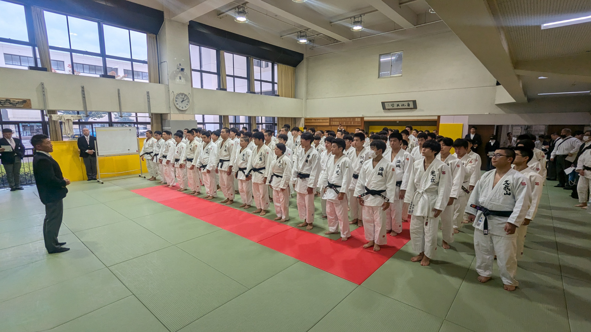 PXL_20241116_050446377.RAW-01.COVER