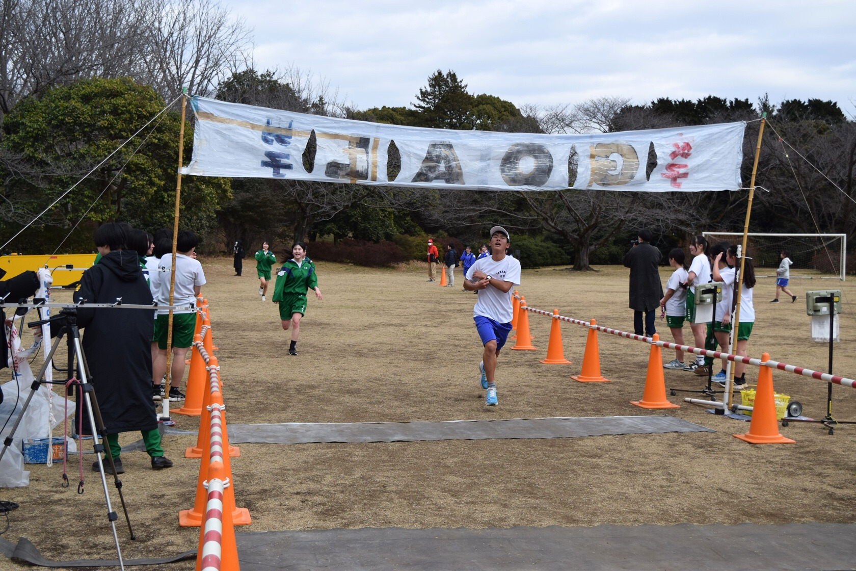 aad1f227-db47-4d76-874a-fe9a72dc5cc6