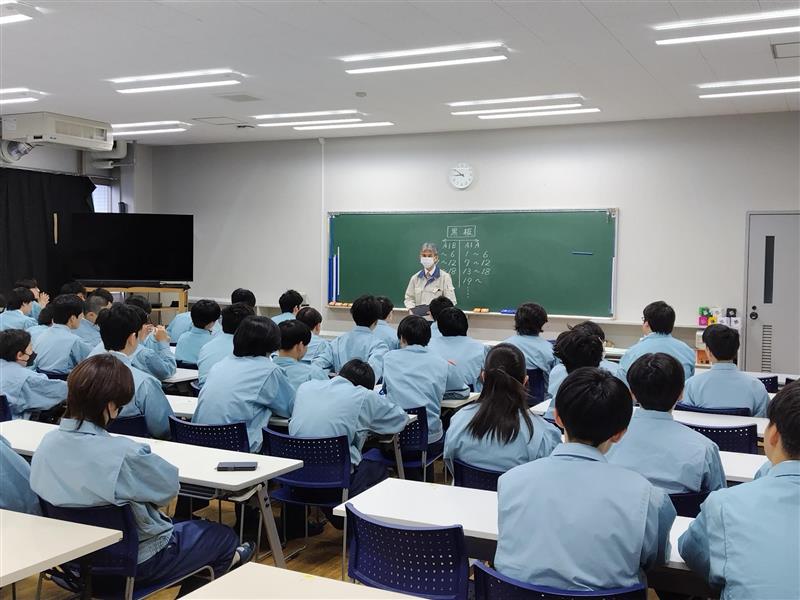 a7884782-5b71-4eb2-9f9b-b6cb9359a51d