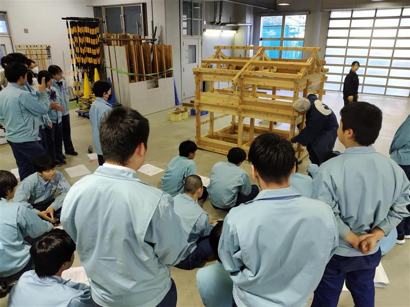 b5db2b77-c377-4855-b81a-4391c401736e