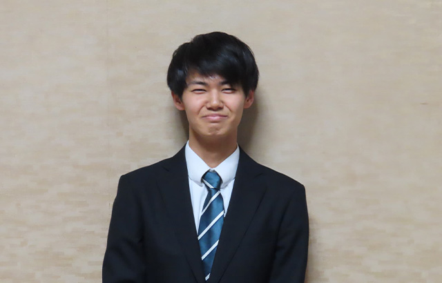 霜村 咲弥さんの顔写真