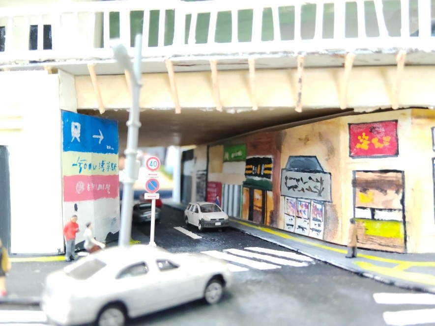 ②