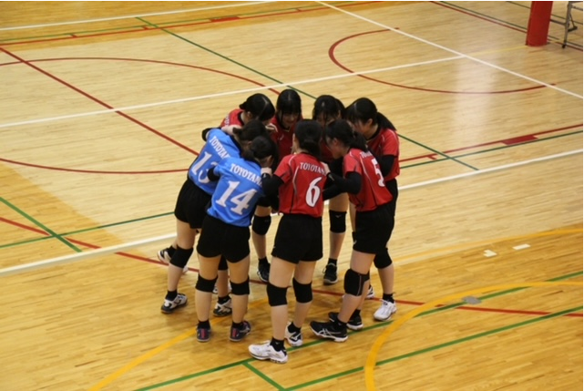 女子バレー１