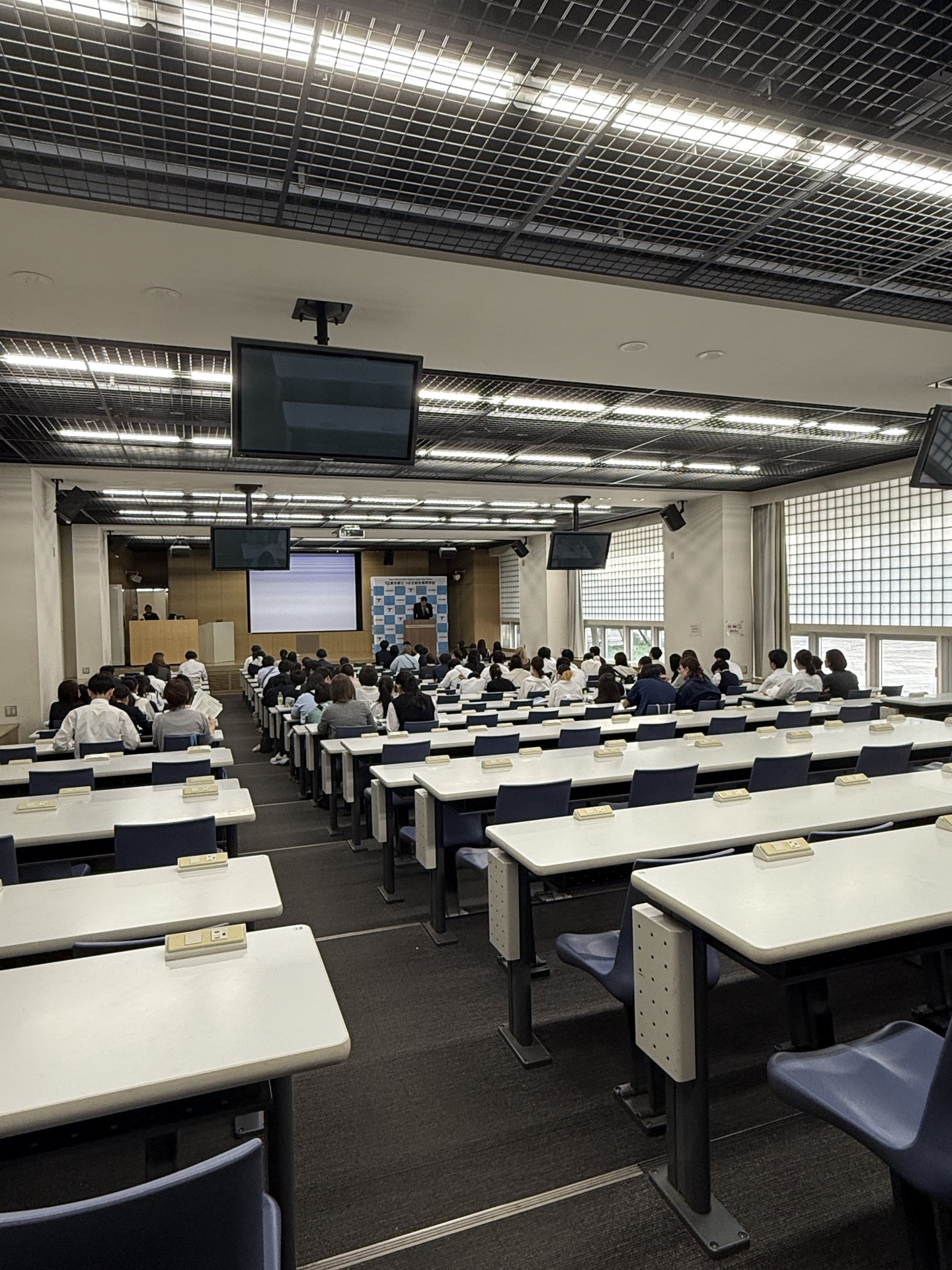 1017学校説明会画像