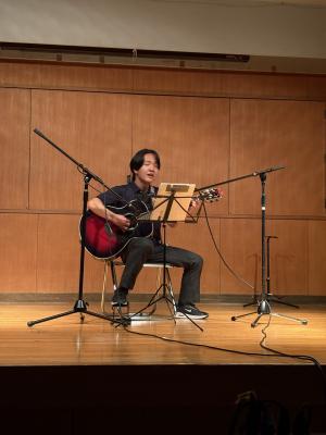guitar001