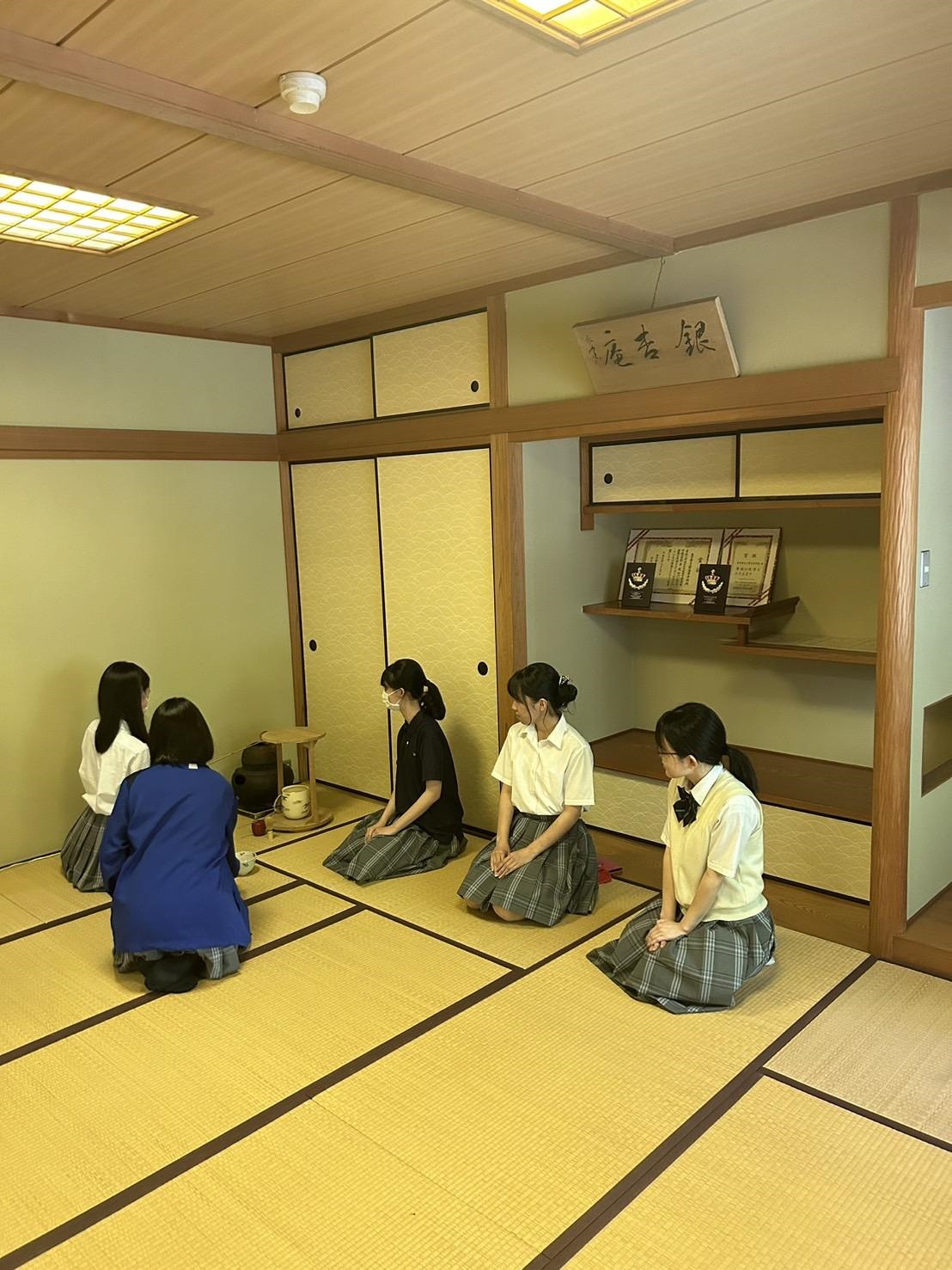 メディア