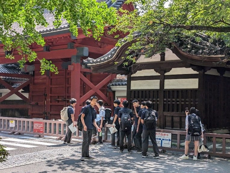 東大訪問1