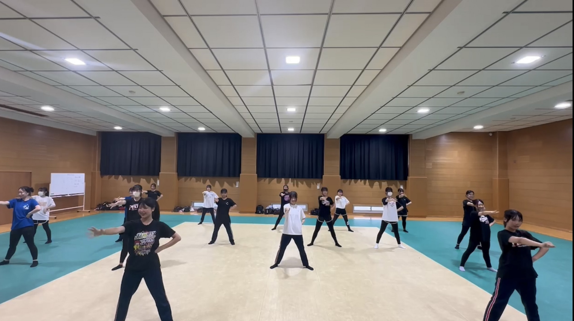 r6cheerdance1