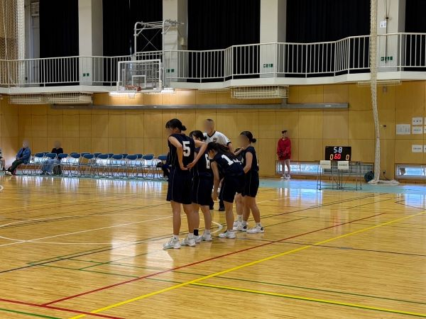 若葉総合女子バスケ部①_k1077473@metro.ed.jp