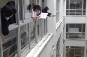 エッグドロップ実験