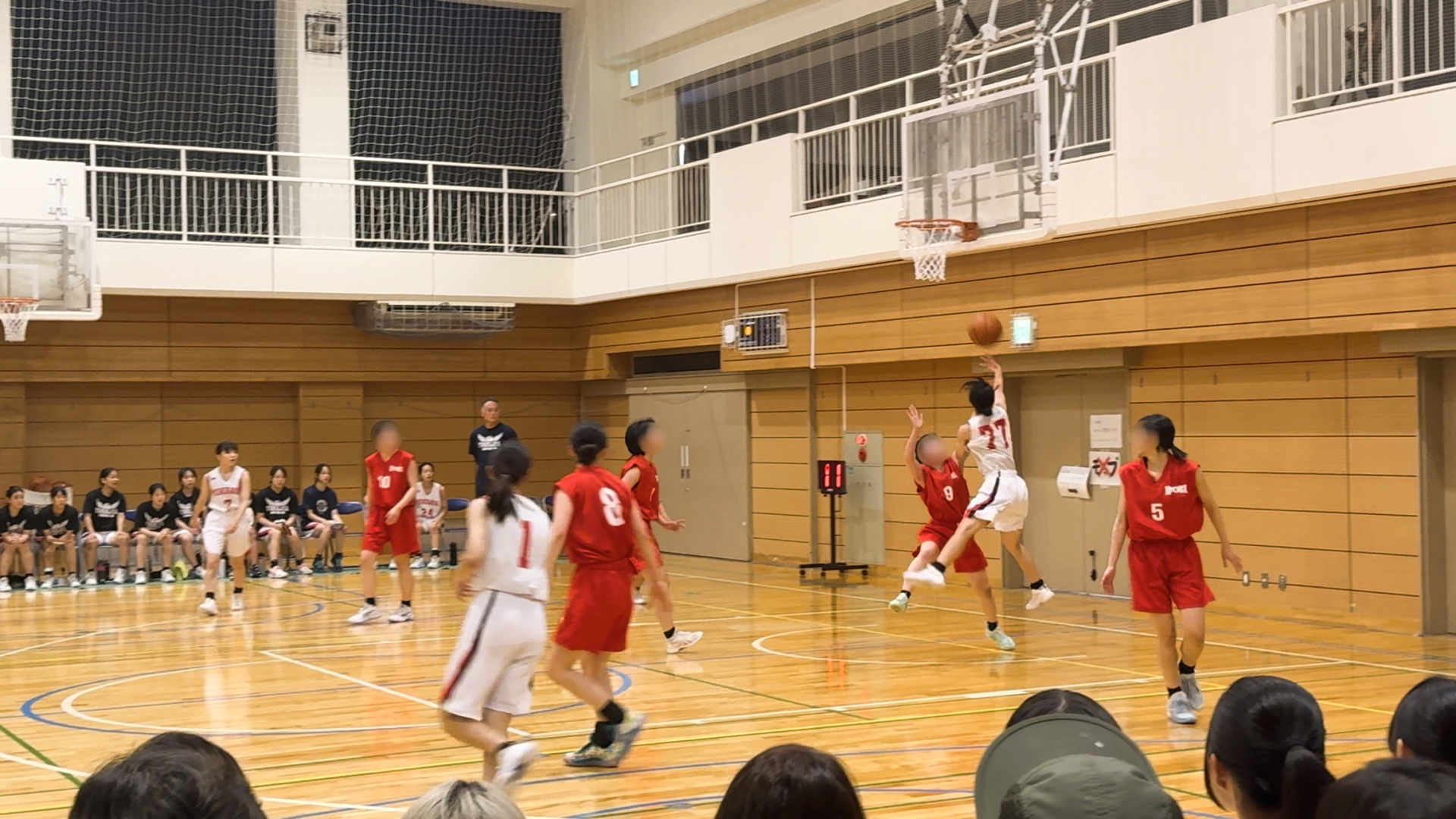 女バス③
